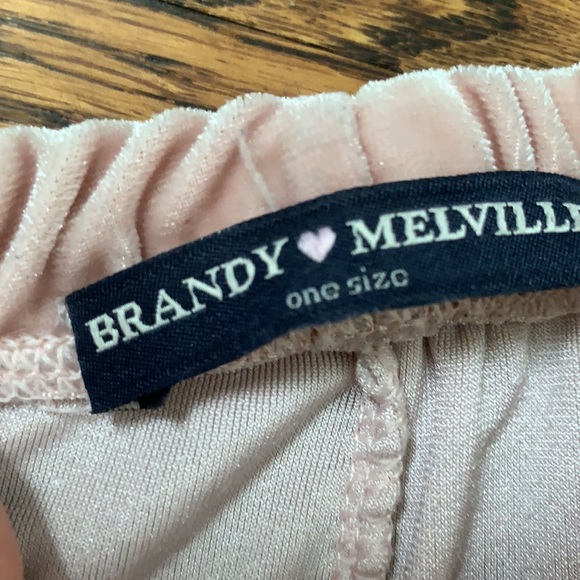 Brandy Melville Shorts - Picture 2 of 2